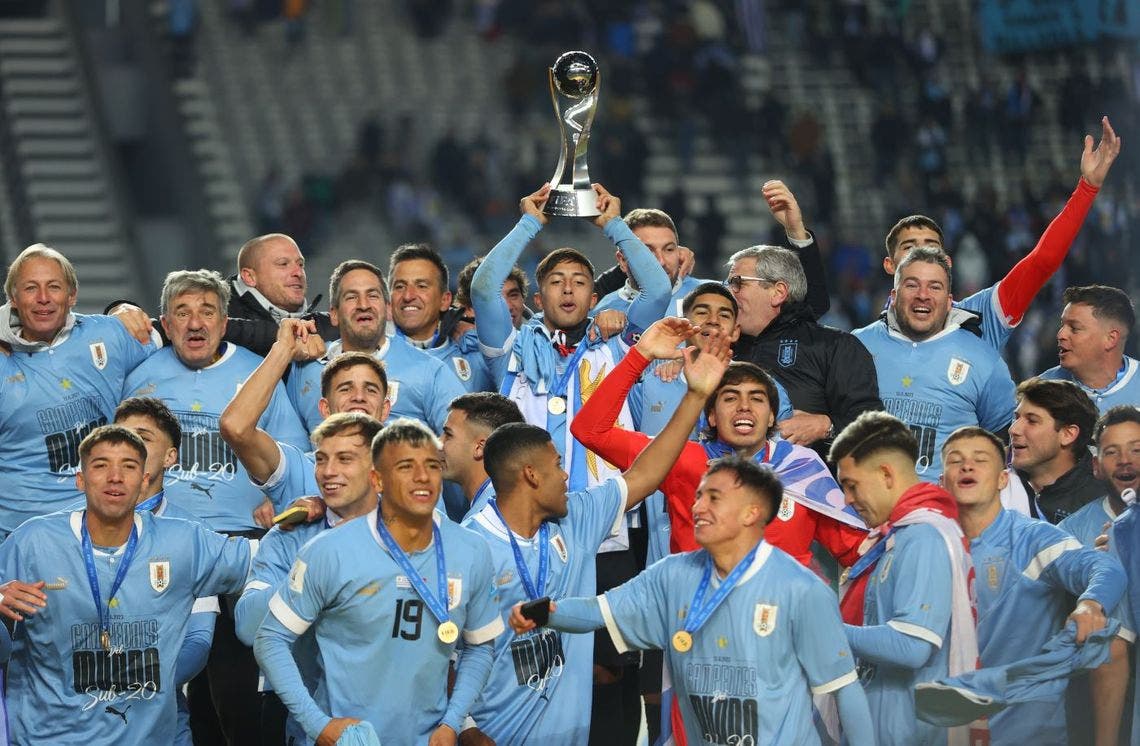 Uruguay Sub-20 es campeón tras vencer a Italia en la final - Los Angeles  Times