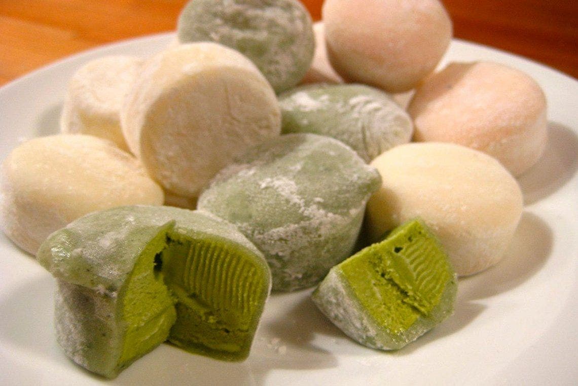 Mochi, el delicioso pastel de arroz japonés que puede matarte