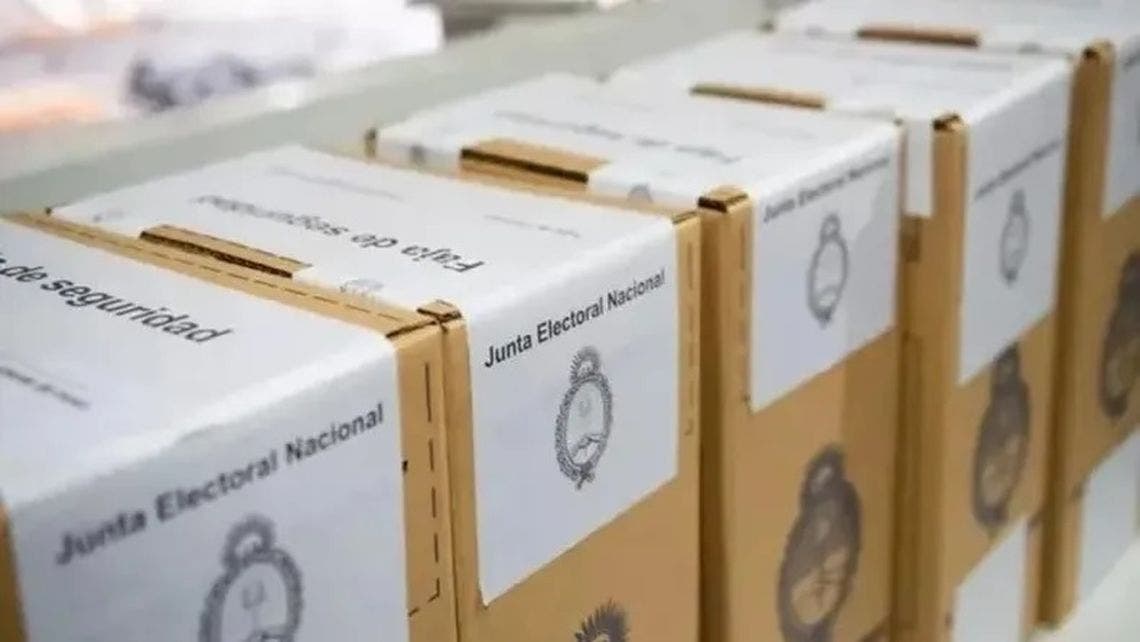CABA: se entregaron las 8.770 urnas para votar en las PASO